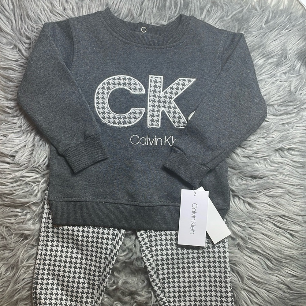 Calvin Klein Gray Matching Sweatshirt Set - Picture 1 of 3